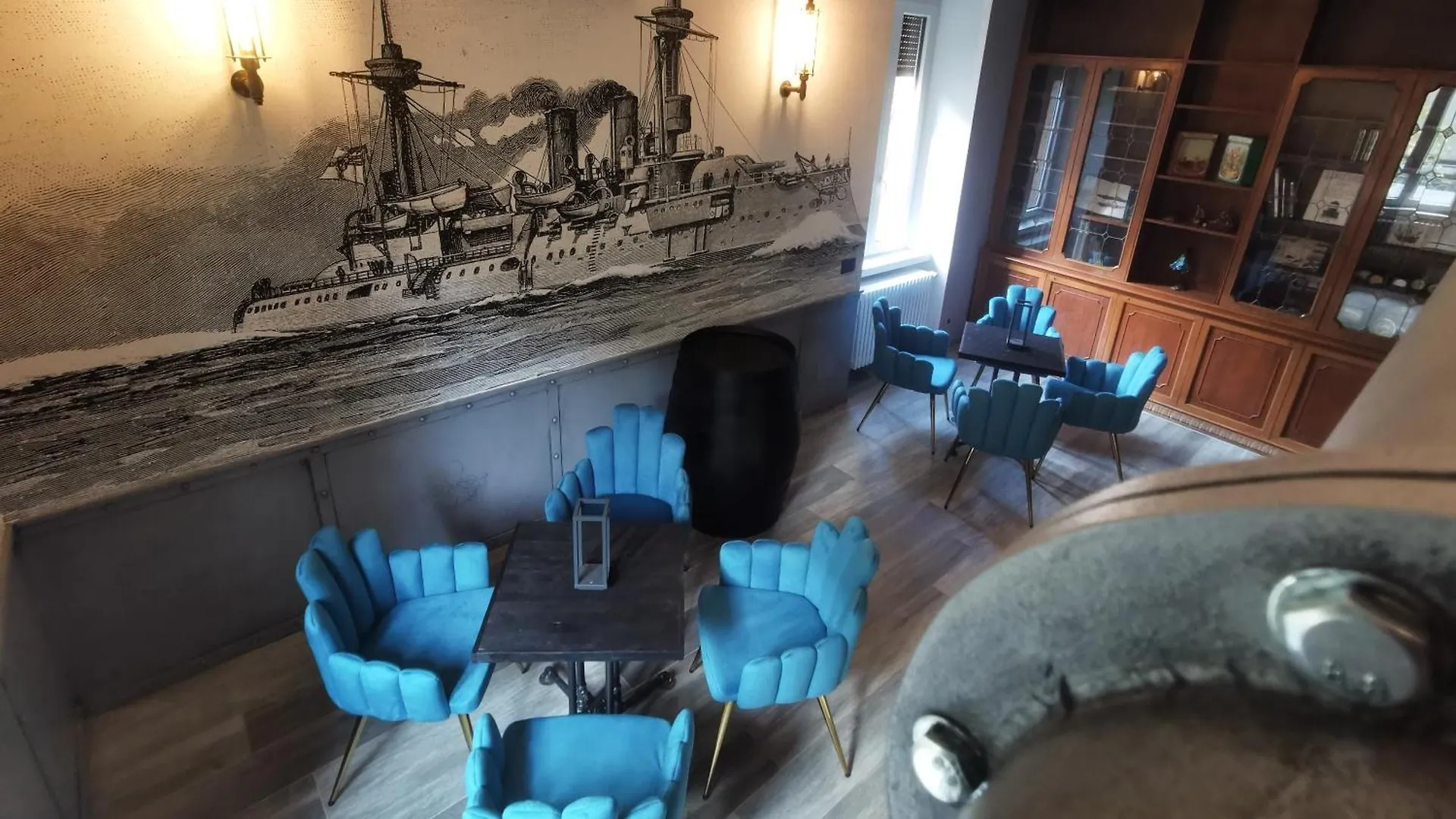 The Kraken Inn Bergamo 0*,  Italien